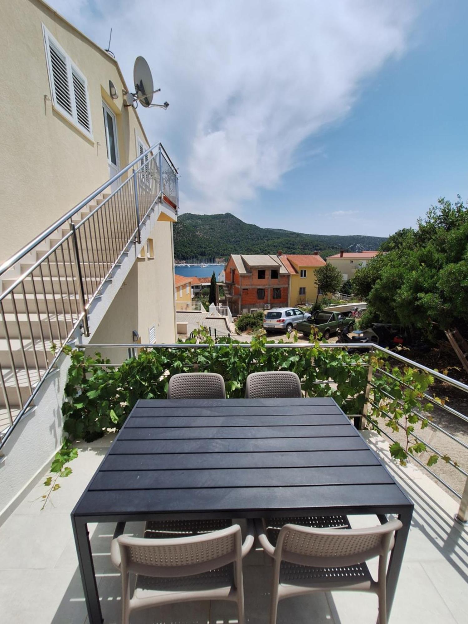 Apartments Sisevic - Comfort Apartments With Balconies And Sea View Slano Exterior photo
